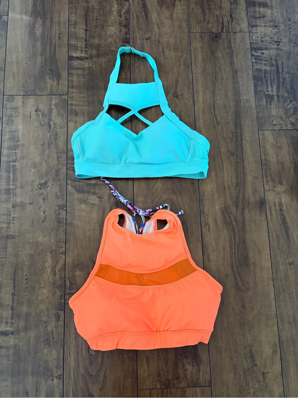 The Chestee Aqua & Coral High-Neck Swim workout padded Tops
